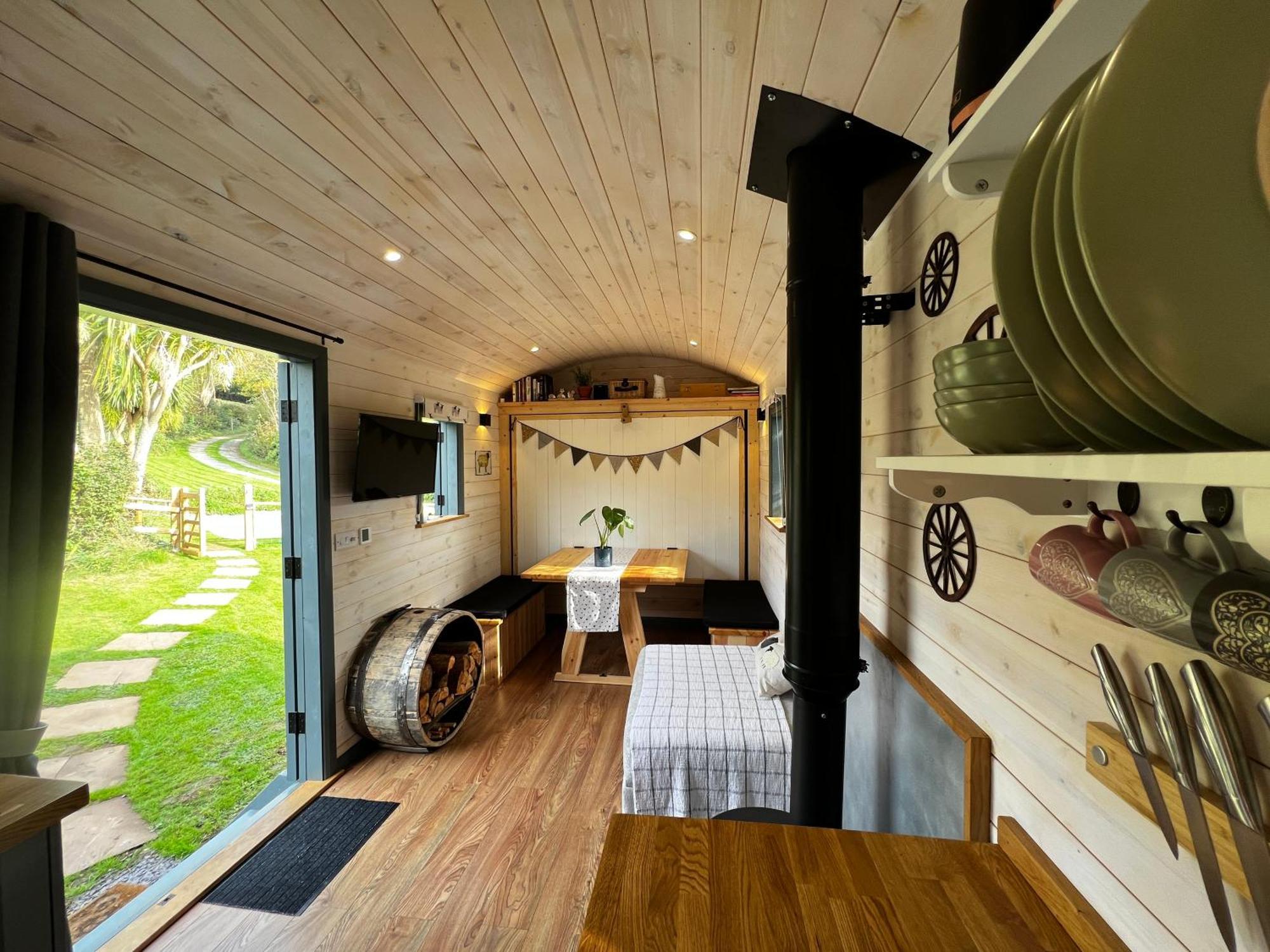 Mountain View Shepherd'S Hut For 2 Adults, 1 Dog Villa Llangoed Eksteriør billede